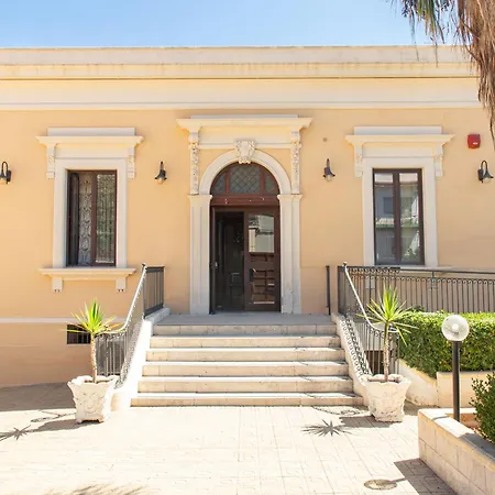 Syraka Lr Collection Hotel 3*