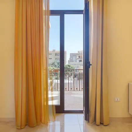 Hotel Syraka Lr Collection